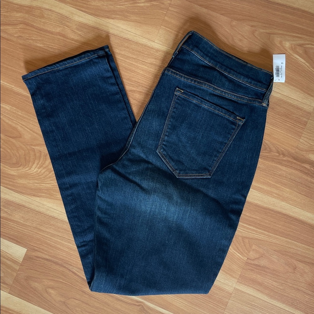 Old Navy Women's Curvy Straight Leg Jeans - Dark Blue